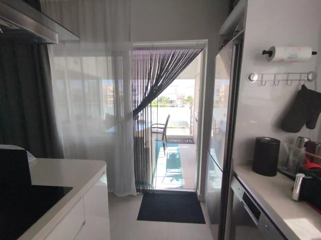 Precioso piso de dos dormitorios dos baños en urbanización cerrada con piscina, parking y trastero — 27