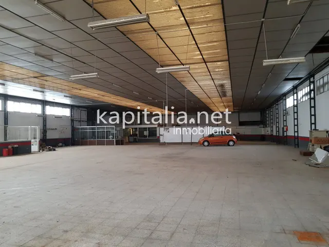 Local comercial en venta en Ontinyent. — 5