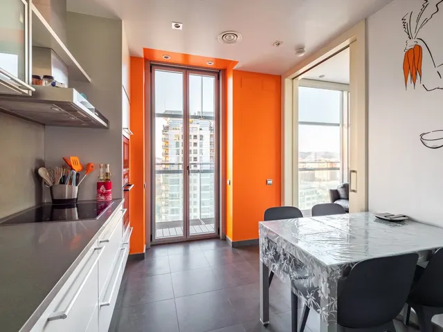 `PISO CON VISITAS PANORAMICAS — 7