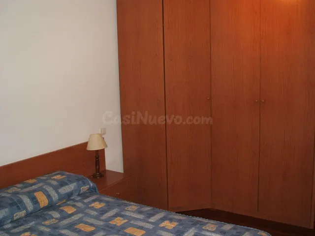 ¡Oportunidad Única en Medina de Pomar! Piso con Terraza y Pi - foto 4