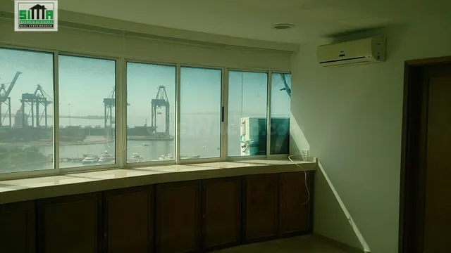 SE VENDE HERMOSO PENTHOUSE DUPLEX SOBRE LA BAHIA DE MANGA - foto 5