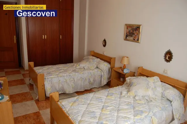 PISO CÉNTRICO. SEMINUEVO — 5