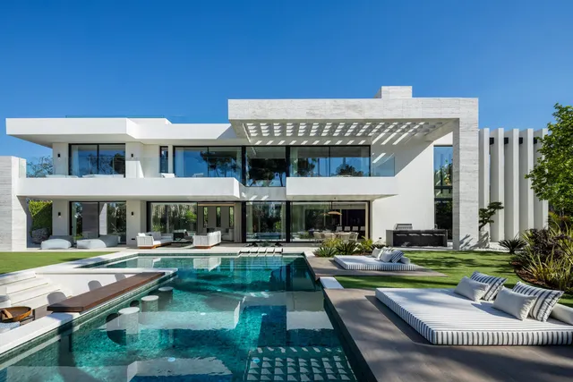 Chalet 6 habitaciones 843m² en venta - Marbella - foto 4