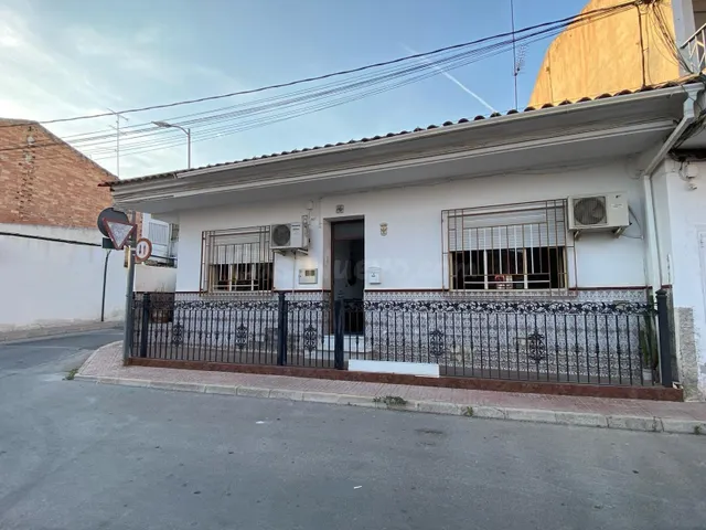 Fantástica oportunidad en pleno centro de Ceutí, Murcia.