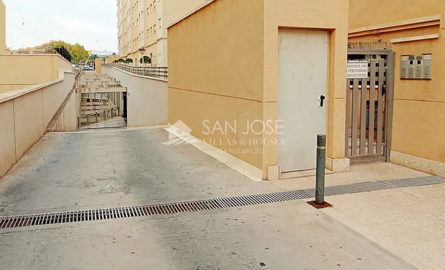 VENTA DE 2 PLAZAS DE GARAJE — 2
