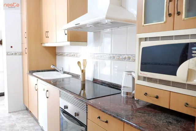 PISO CON TERRAZA 90 M2, GARAJE Y VISTAS AL MAR - foto 3