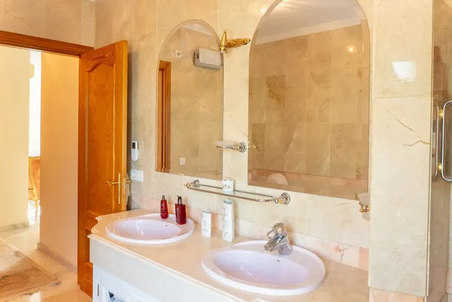 Chalet 5 habitaciones 539m² en venta - Costa Del Sol — 43
