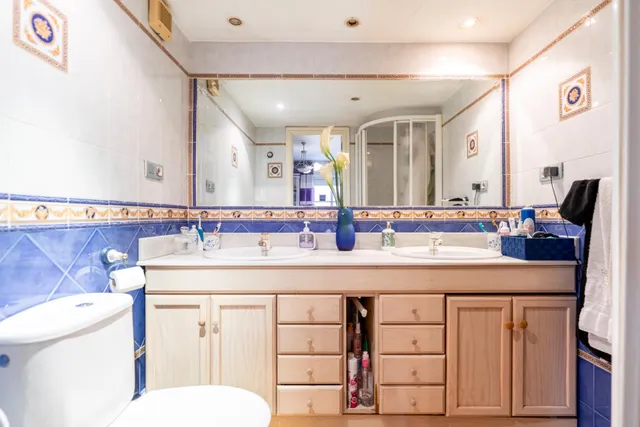 VIVIENDA MUY LUMINOSA DE 3 DORMITORIOS, 2 BAÑOS Y AMPLIA TERRAZA — 12