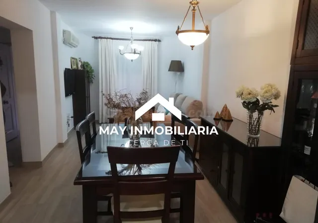 CASA ADOSADA EN VENTA EN LA PUEBLA DEL RIO