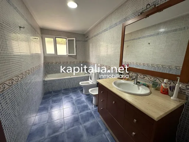 Chalet a la venta en L´Olleria (Valencia) — 4