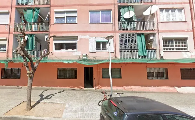 MARAVILLOSO PISO OKUPA en Calle Nuria 15 de PremiÑ  de Mar (