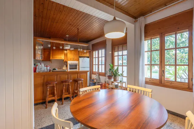 Casa reformada con amplia parcela de 2.163 m2: espacio, tranquilidad y naturaleza — 9