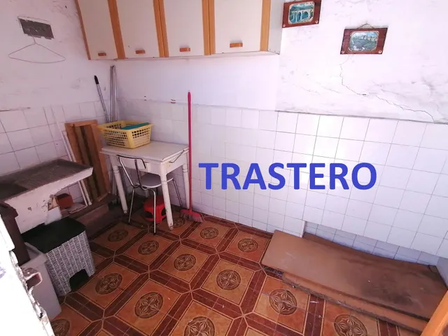 Casa en Alquiler con Patio y 3 Dormitorios — 26