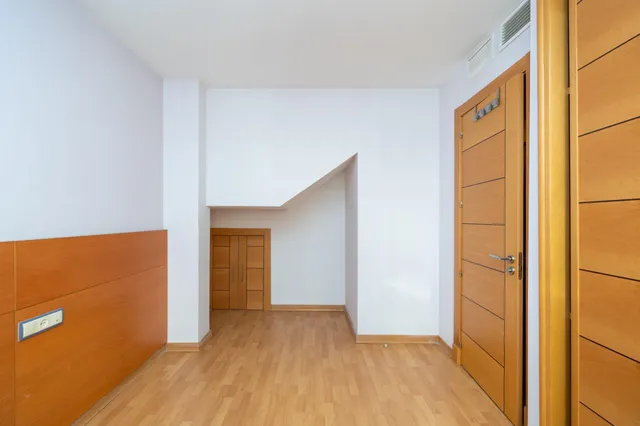 Casa exclusiva junto a Acera del Darro. Pleno centro de Granada. Seminueva y con ascensor propio — 21