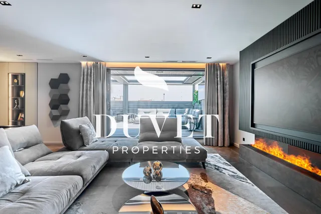 SORPRENDENTE ATICO DUPLEX EN L'EIXAMPLE - foto 2