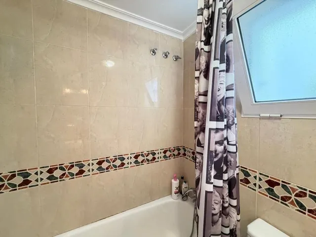 Apartamento 2 habitaciones 63m² en venta - Estacion de autobuses — 12