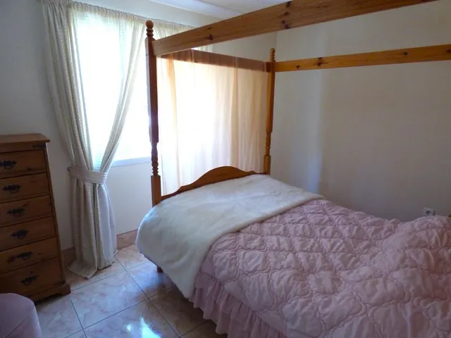 SE VENDE GRAN CHALET EN BELLA ORCHETA — 31