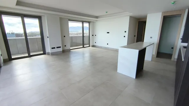 ¡Exclusivo Piso de Lujo en las Málaga Towers! — 21