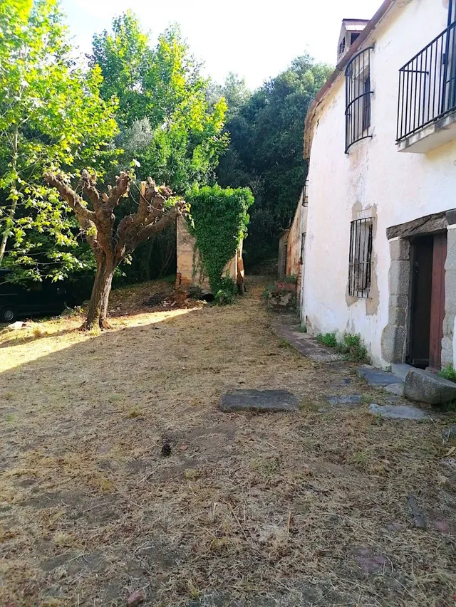 Masia en Sant Iscle de Vallalta — 18