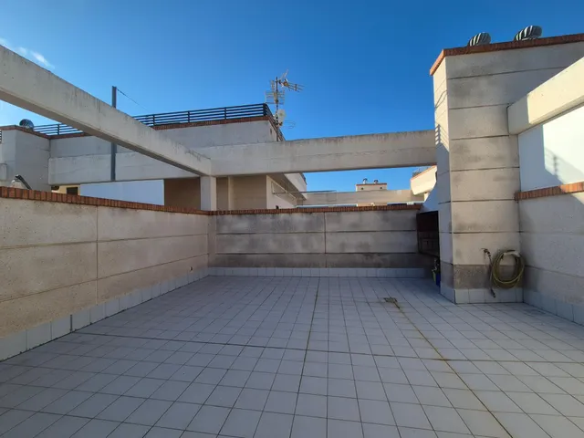 Vivir el Mediterráneo todo el año: Ático dúplex exclusivo en La Patacona — 21