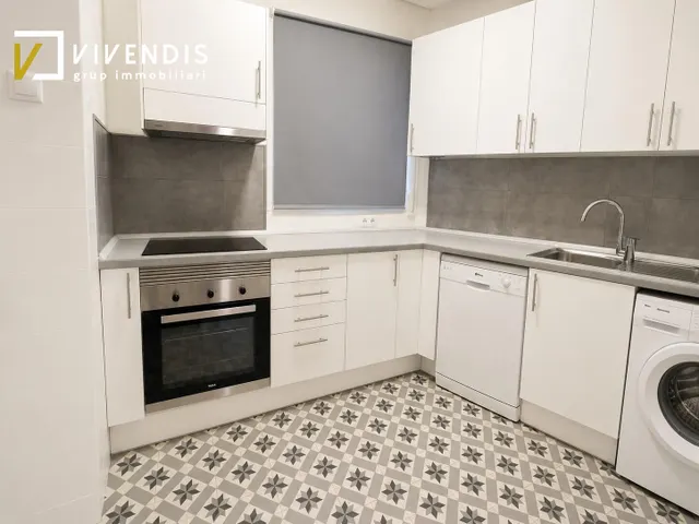 PISO EN ALQUILER PARA MEDICOS - ROVIRA ROURE — 9