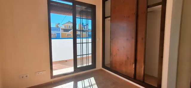 PRECIOSO DÚPLEX ADOSADO ESTILO MEDITERRÁNEO — 31