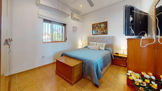 PARCELA EN PROINDIVISO CON VIVIENDA — 7