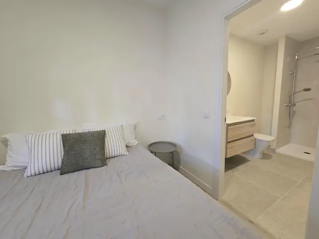 Obra nueva en Málaga · vivienda nº 3 · 2 dormitorios y 2 baños obra nueva en Málaga · vivienda nº 3 · 2 dormitorios y 2 baños — 8