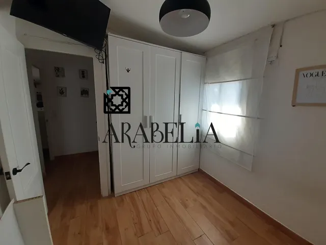 Piso muy bonito y muy bien situado — 13