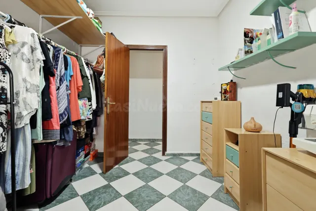 Piso de 114 m2 construidos con 3 habitaciones, balcón y trastero en Sagunto pueblo — 24