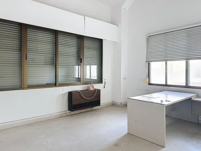 Local comercial 898m² en venta - Costa Del Sol — 14