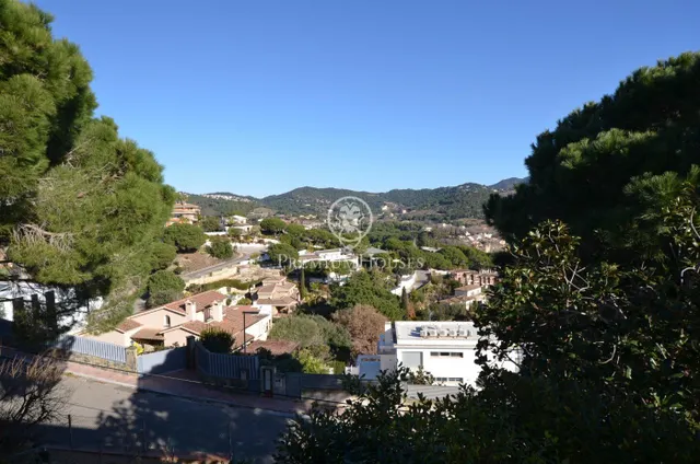 Casa con piscina en venta con vistas espectaculares en Alella — 16