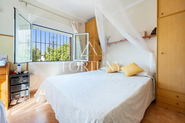Casa en venta en Partida Freixe, Riudoms. — 11