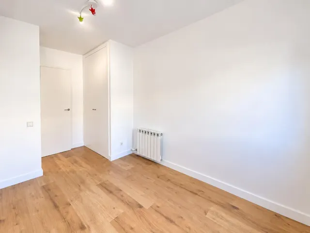 NUEVO PRECIO · Piso en el centro de Alella con terraza al sur, piscina, parking y trastero — 16
