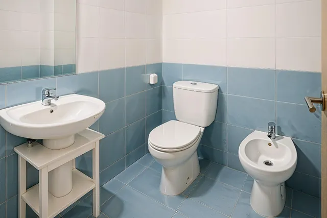 APARTAMENTO ESQUINERO CON TERRAZA Y GARAJE EN COMPLEJO RESIDENCIAL CON PISCINA Y ZONAS COMUNITARIAS — 22