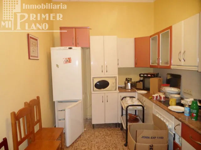 VIVIENDA EN UNA DE LAS PRINCIPALES CALLES DE TOMELLOSO — 22