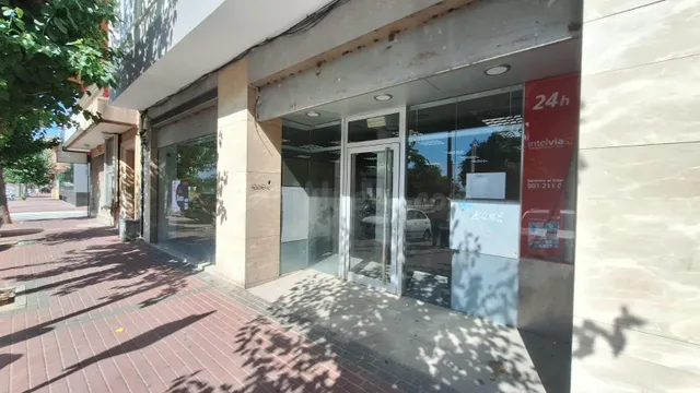 LOCAL COMERCIAL EN EL PUNTAL