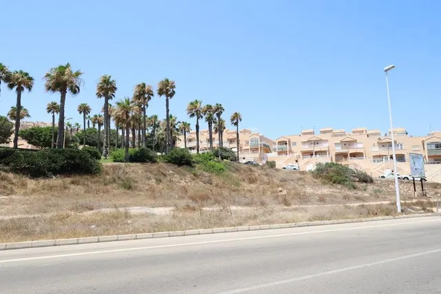 La Mata parcela primera linea para hotel