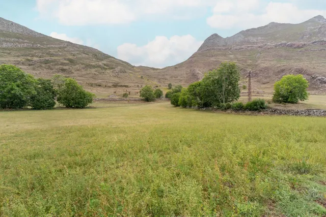 Casa, cuadra, pajar y fincas en venta en babia — 23