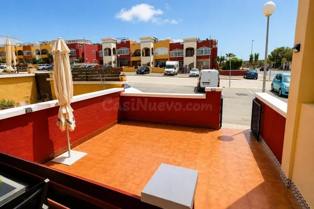 Bungalow planta baja en los altos! — 2