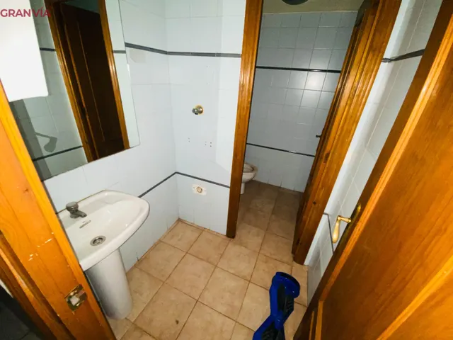 Local comercial en venta en Logroño — 15