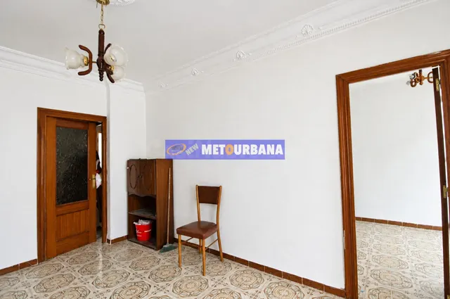 Piso en Mislata para Reformar a Tu Gusto por Solo 125,000€ — 3