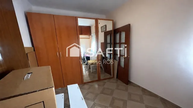 Descubre este acogedor piso  y su excelente comunicación con Barcelona. — 15