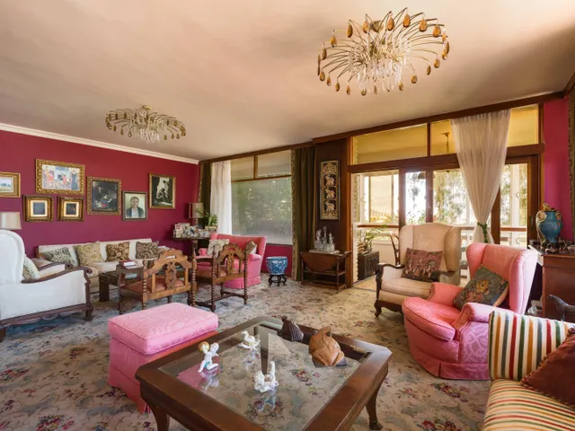 Chalet independiente junto a Paseo de Chil, con jardín, ascensor y vistas a la bahía — 18