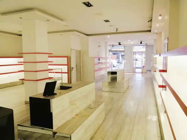 Magnífico Local Comercial en Rúa Progreso (Ourense) - foto 4