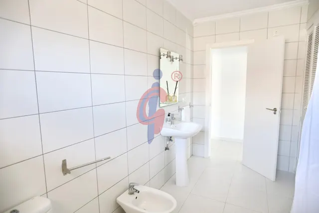 Oportunidad en el centro: 120 m2, 4 dormitorios y terrazas con vistas al mar — 30