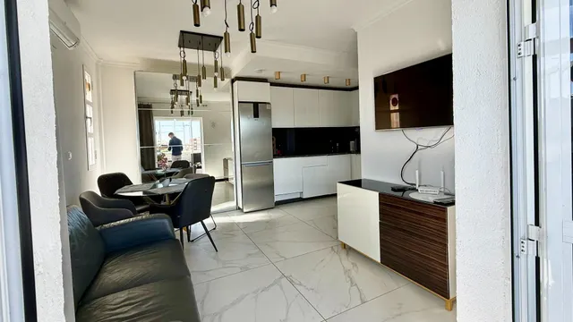 Apartamento con vistas al mar, piscina y licencia turística en La Mata, Torrevieja — 6