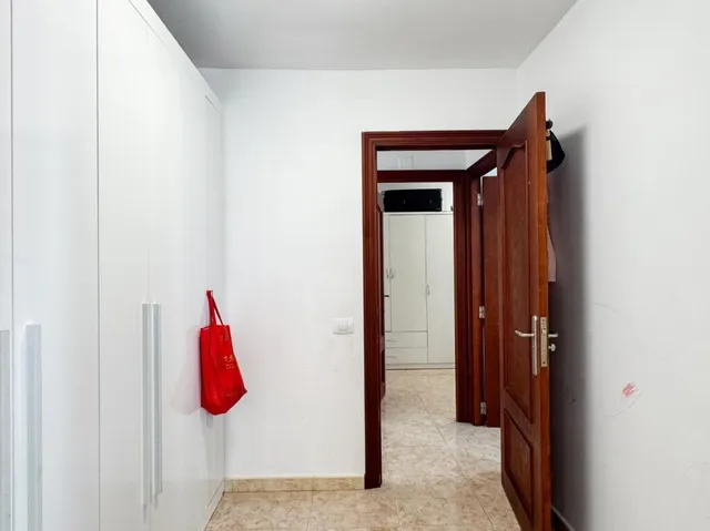 AMPLIO PISO EN ZONA MESA Y LOPEZ, LAS PALMAS DE G.C., ISLAS CANARIAS, ESPAÑA — 21