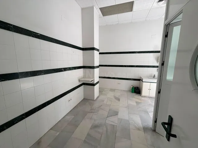¡Excelente oportunidad de alquiler de local en una ubicación - foto 3