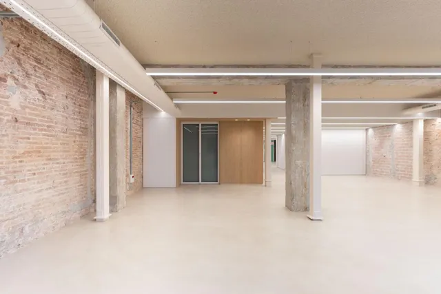 Oficina 271m² en alquiler - Eixample — 8